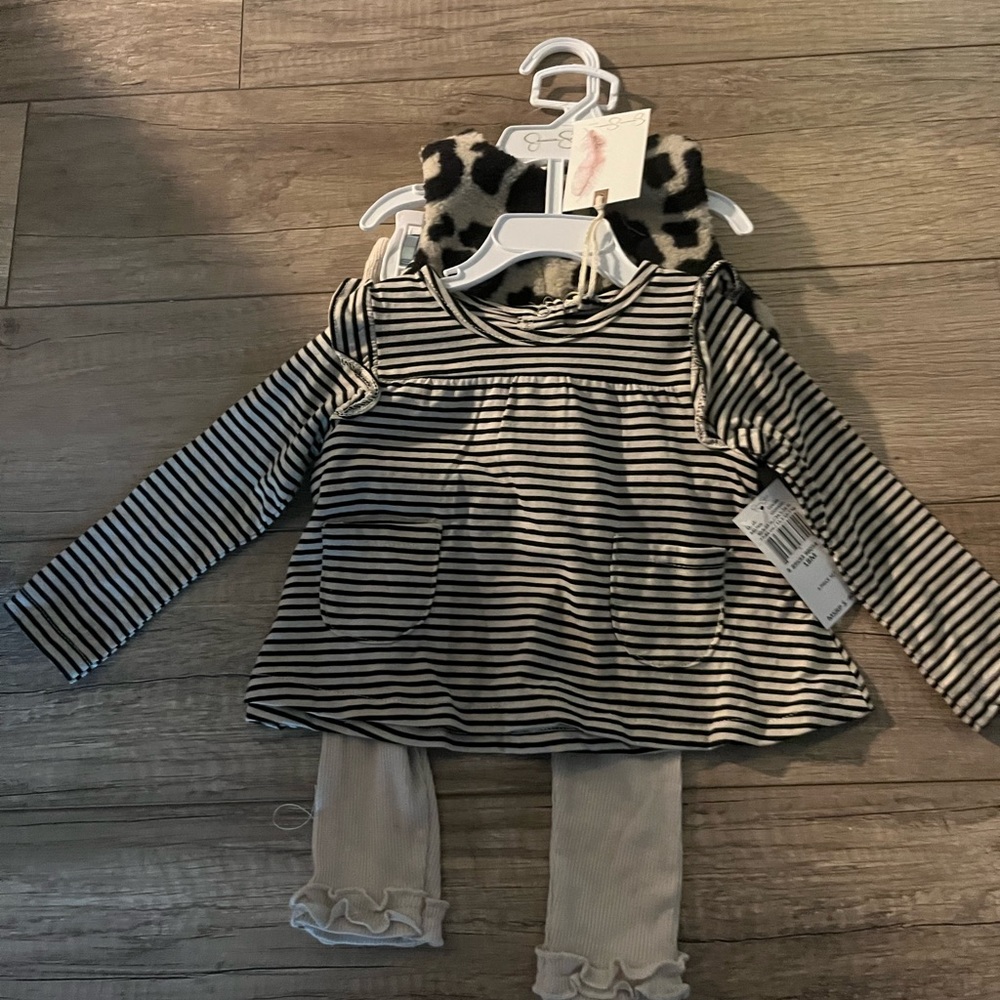 Jessica Simpson 18 month girl outfit